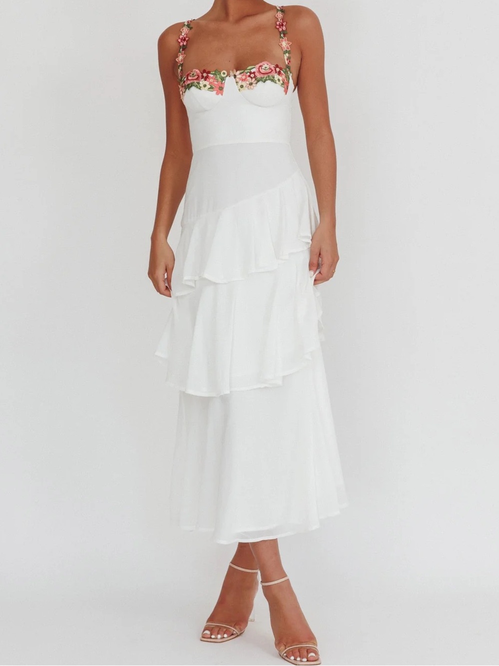 NWT Selfie Leslie White Tiered Floral Embroidery Dress Size US M